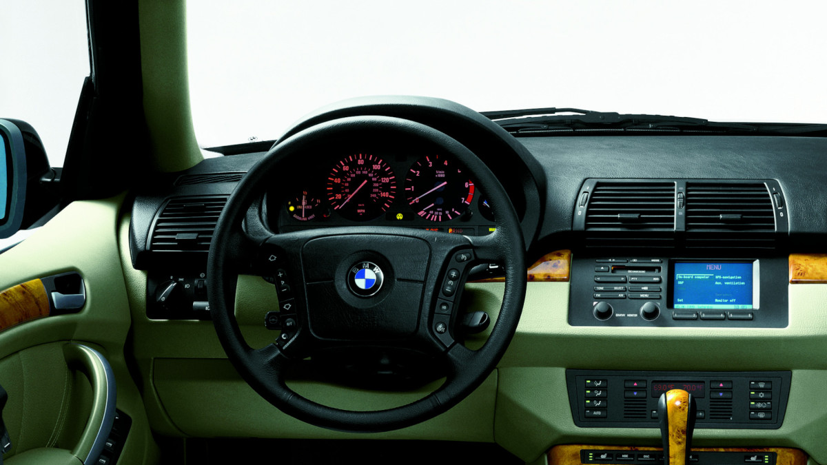 no-image BMW Is Still Dealing With Deadly Takata Airbags From 25 Years Ago