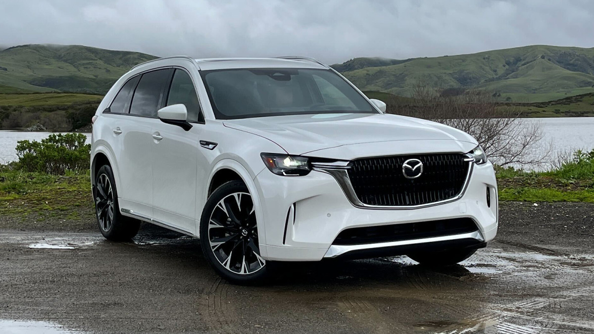 no-image Mazda Drops Unmissable 2026 CX-90 November Lease Deal