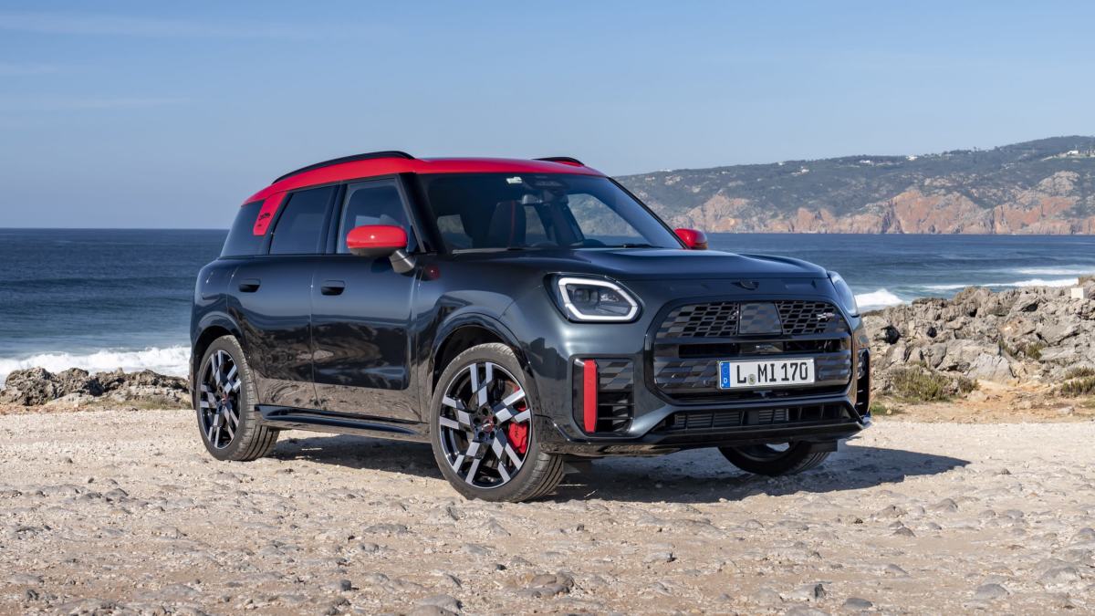 MINI Drops Amazing 2025 Countryman Lease Deal for November