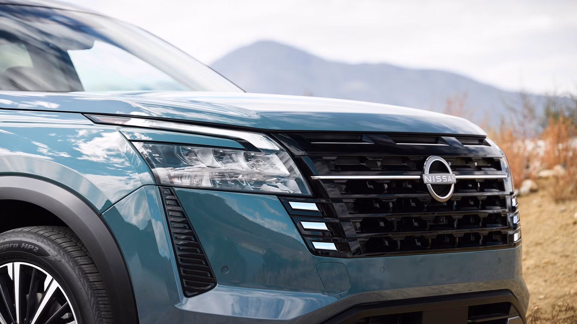 2026 Nissan Pathfinder Debuts With A Fresh Face, Big New Screen