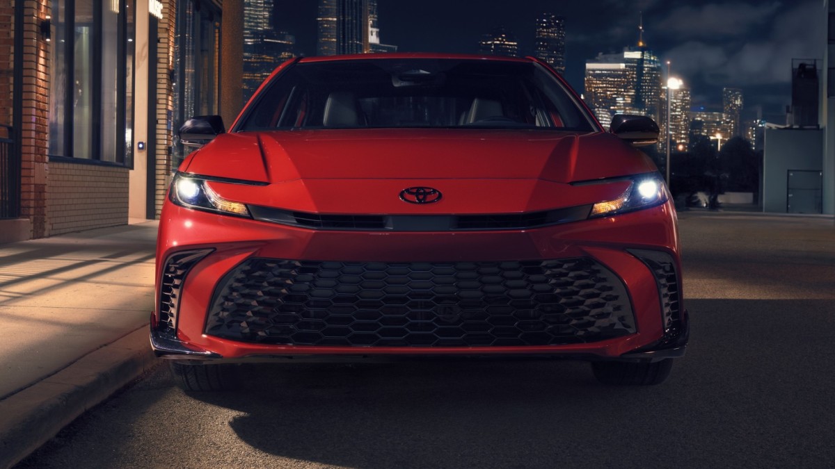 Toyota Drops Amazing 2026 Camry Lease Deal For November