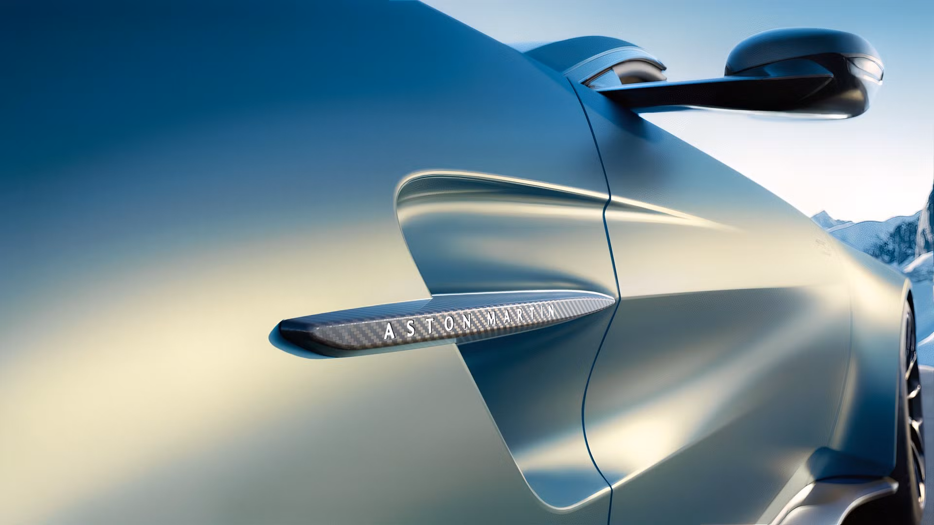 no-image Aston Martin And Mercedes Are Offering Massive Discounts Right Now