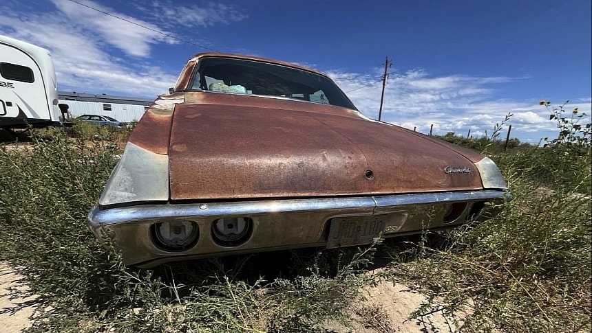 no-image Chevy Bel Air Left To Rot Outside Selling at No Reserve, Costs Less Than a New iPhone