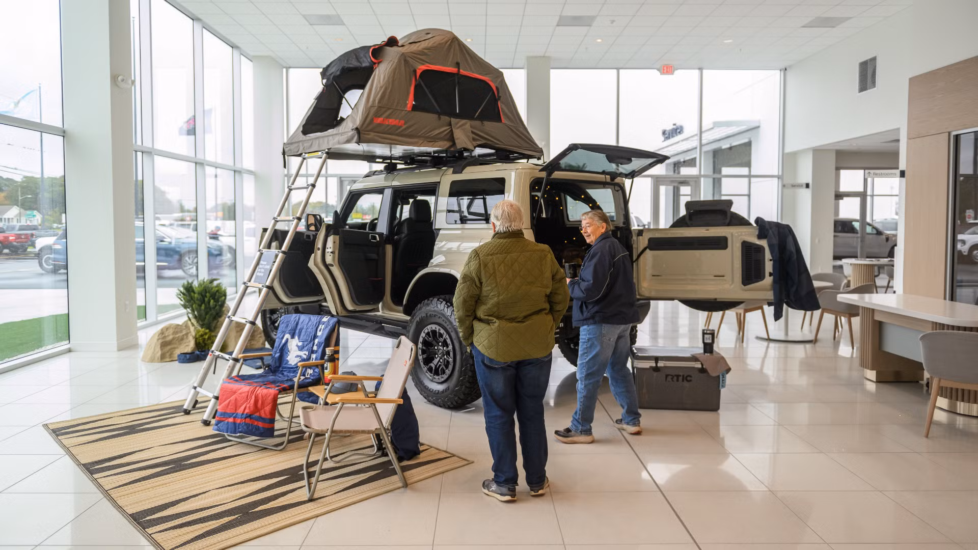 no-image Ford's New Dealership Model Will Have Brand Ambassadors And Snacks For Customers