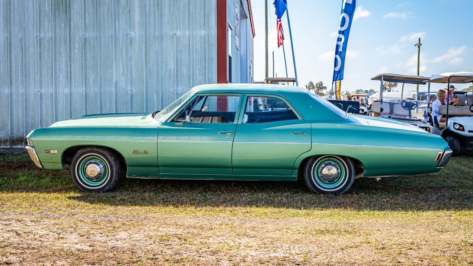 Chevy 307 Vs. Oldsmobile 307: How Are They Different?