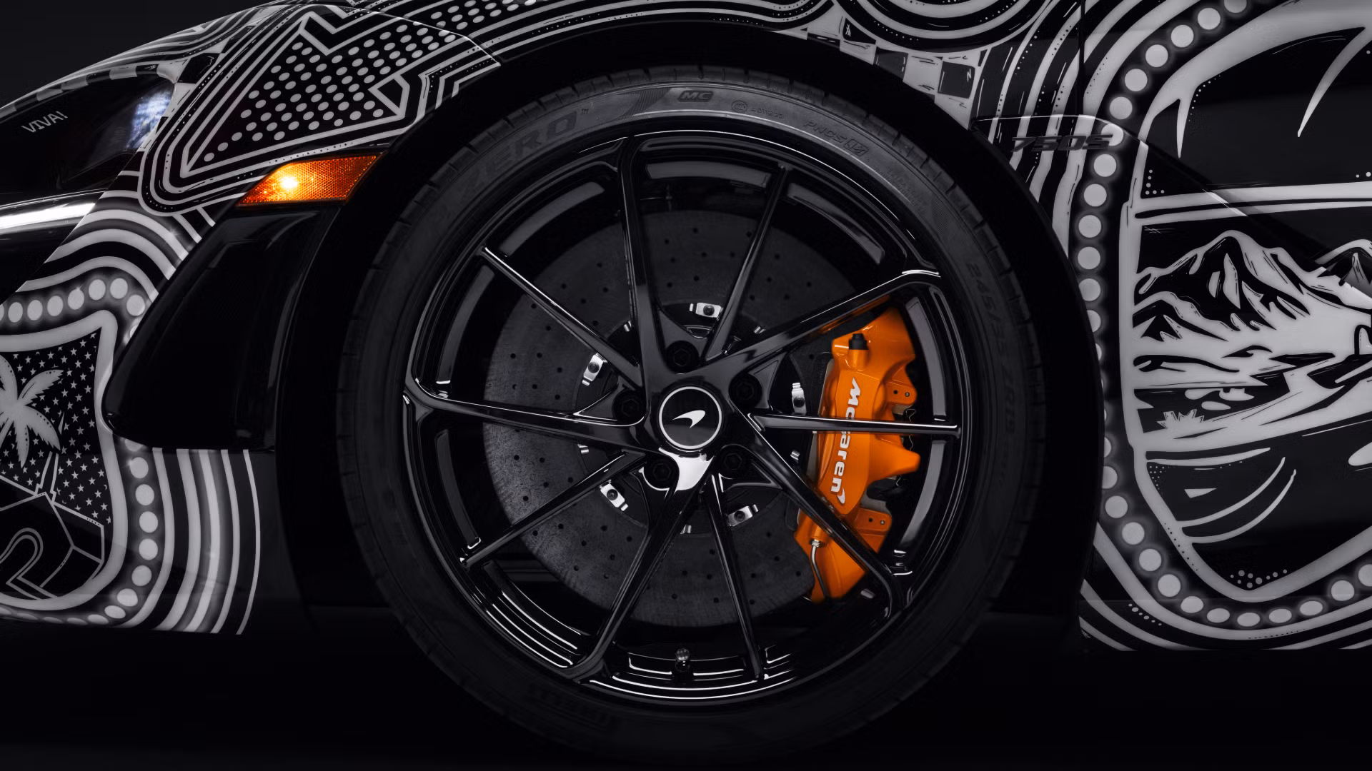 no-image McLaren's MSO Division Creates A Las Vegas-Inspired 750S Spider