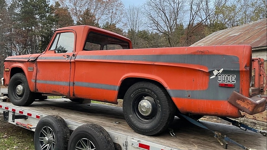 no-image Rare 1970 Dodge D100 Dude Surfaces in Wisconsin, Begs To Be Restored