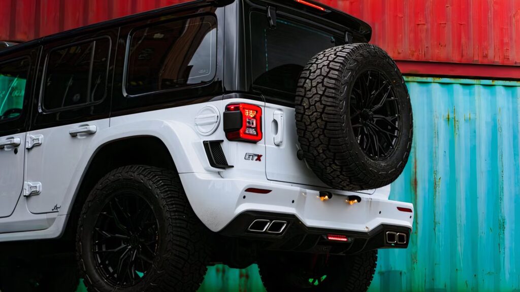 Stradale Modena Turns Jeeps Into Italian Super SUVs