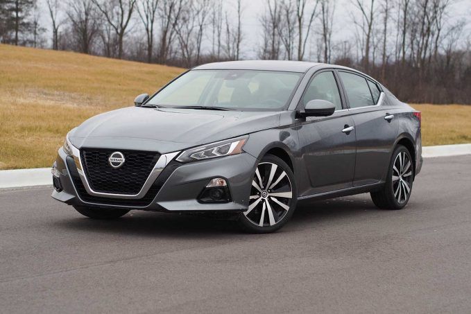 2019 Nissan Altima AWD Pros and Cons